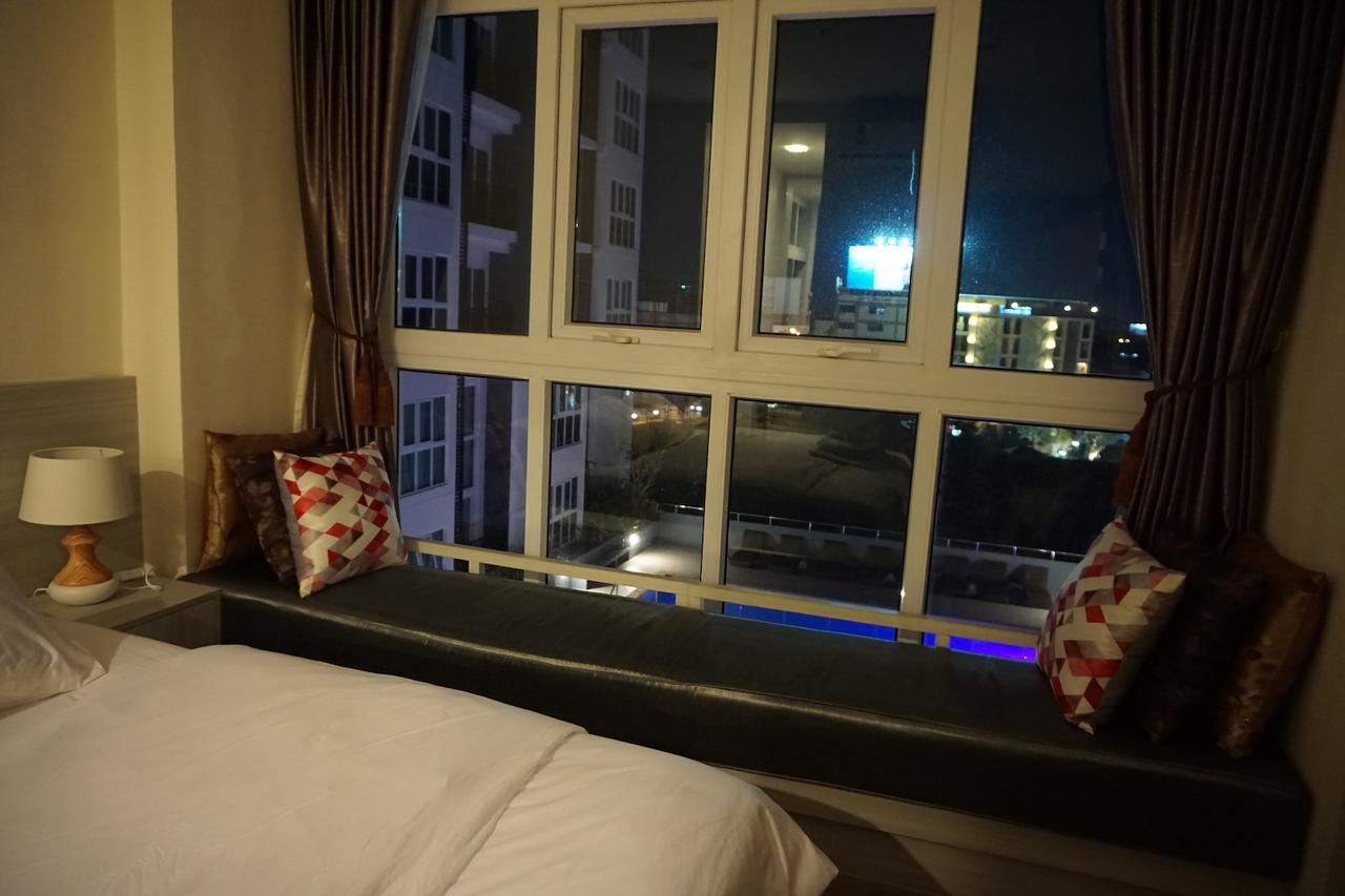 צ'יאנג מאי Pool View Room The Prio מראה חיצוני תמונה